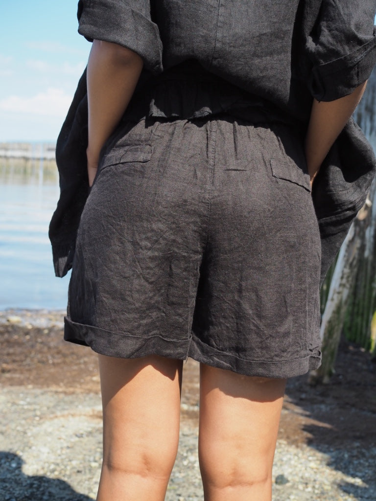 Lotta Linen Shorts - Black