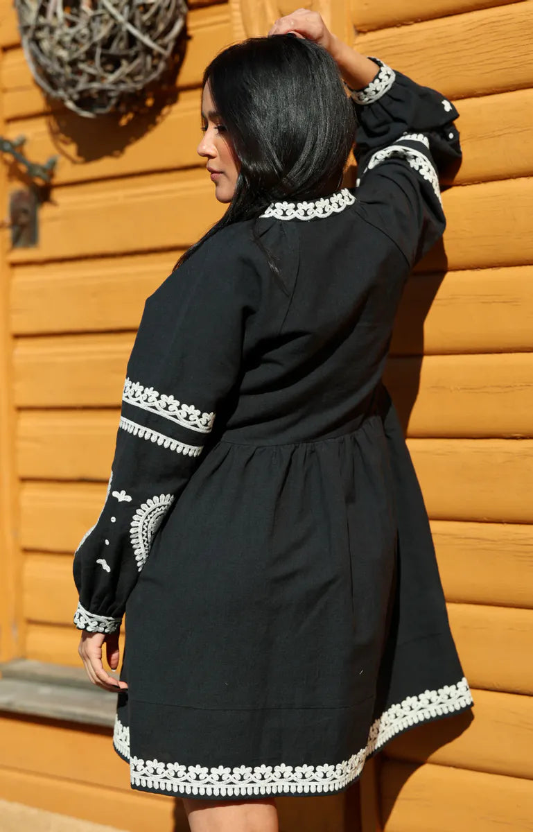 Aiyana Dress - Black/Cream