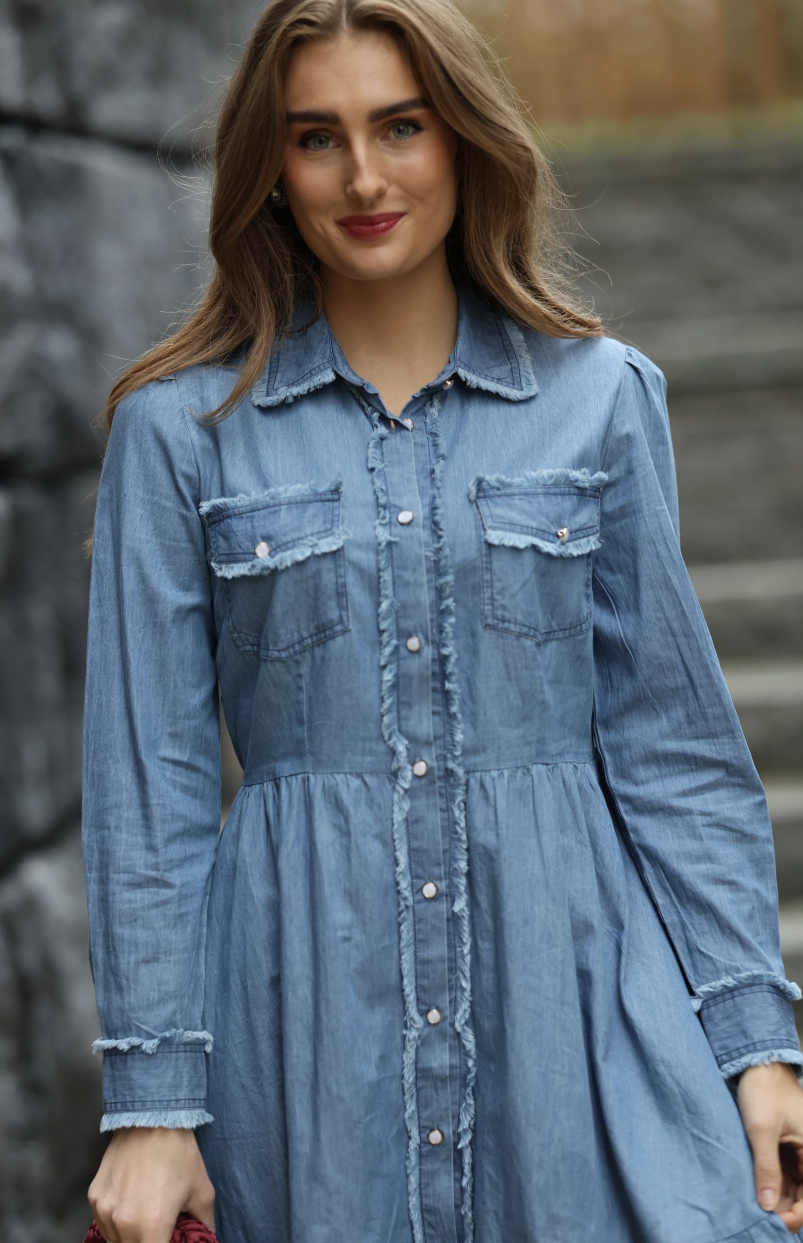 86DBF2D0-E30F-49BF-BE30-3F173DB7B088_1_201_a