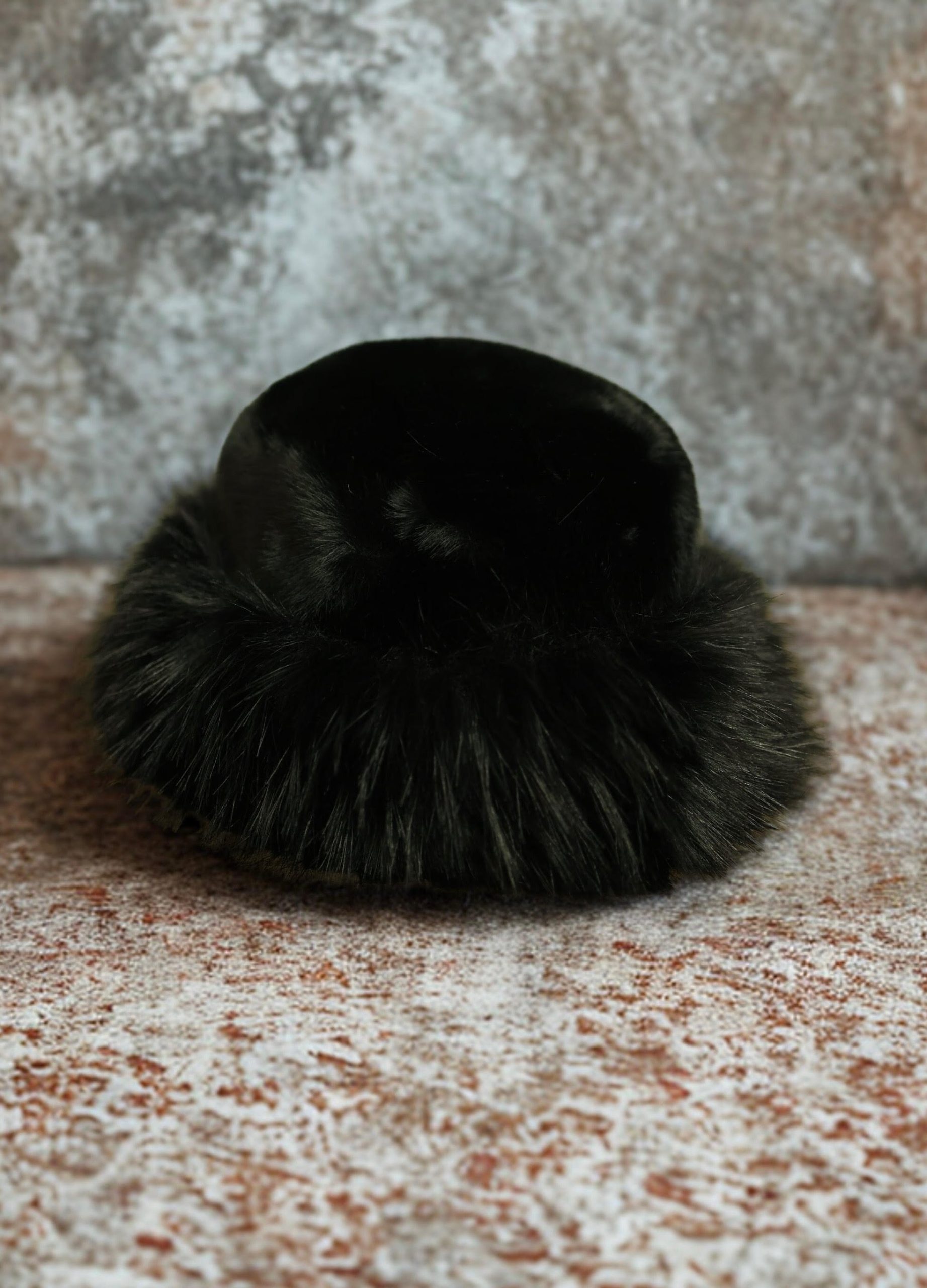Luxe Fluffy Beanie – Black